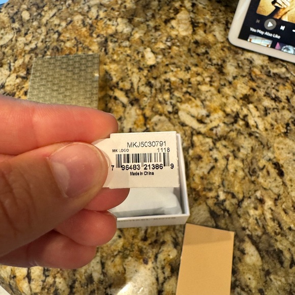 Michael Kors Logo Rose Gold Tone Cuff Women's Bracelet - Picture 4 of 6